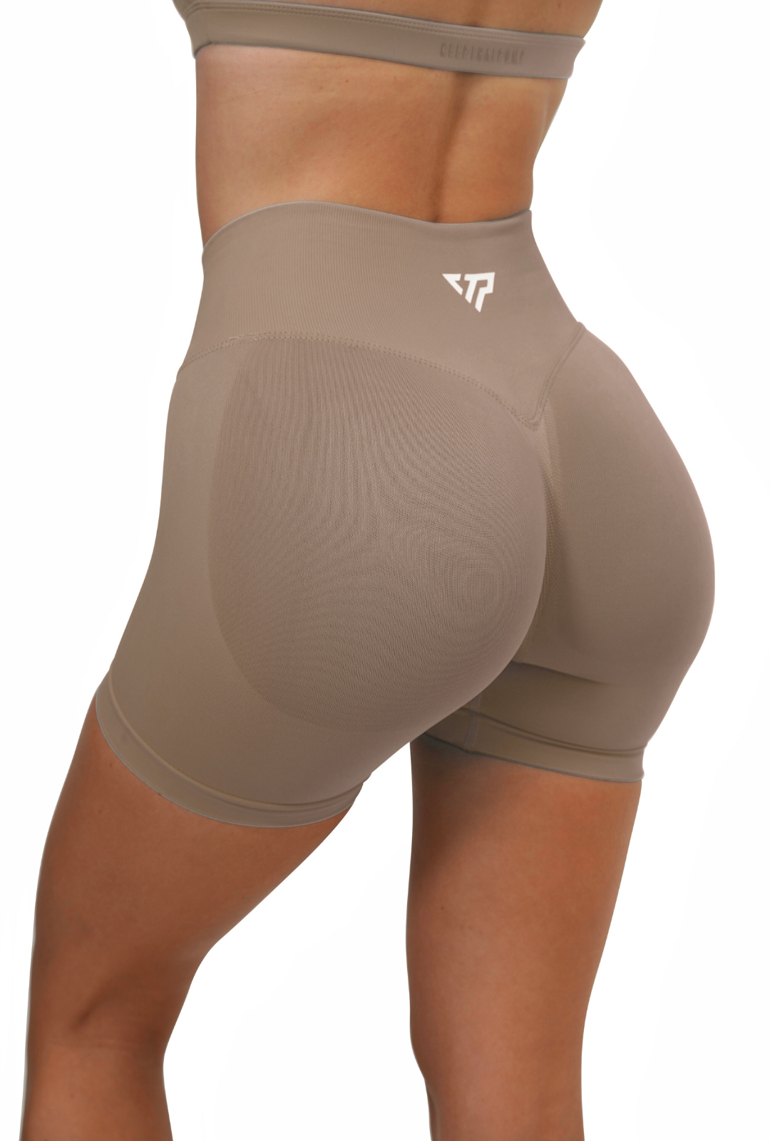 RECOIL HIGH WAIST SCRUNCH SHORTS - COFFEE